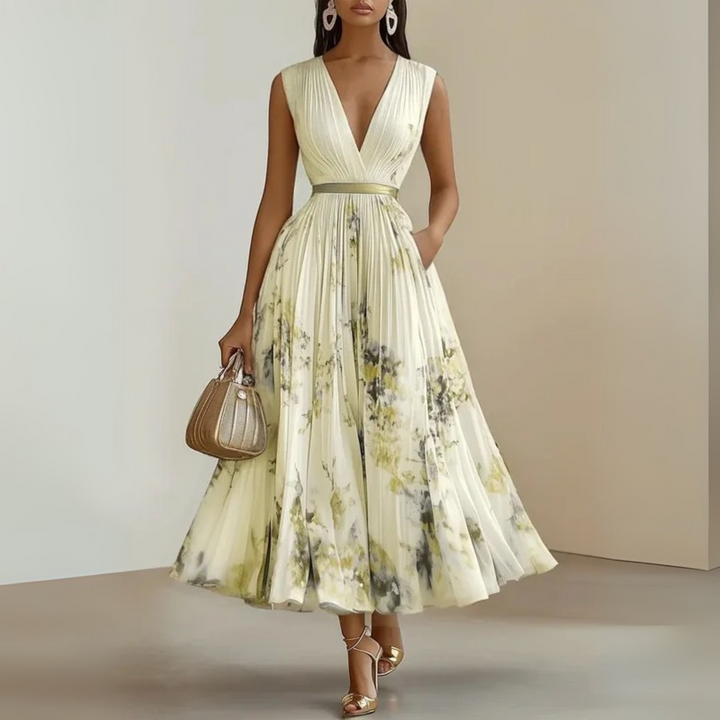 Anouk | Elegant Pleated Sleeveless Maxi Summer Dress For Women