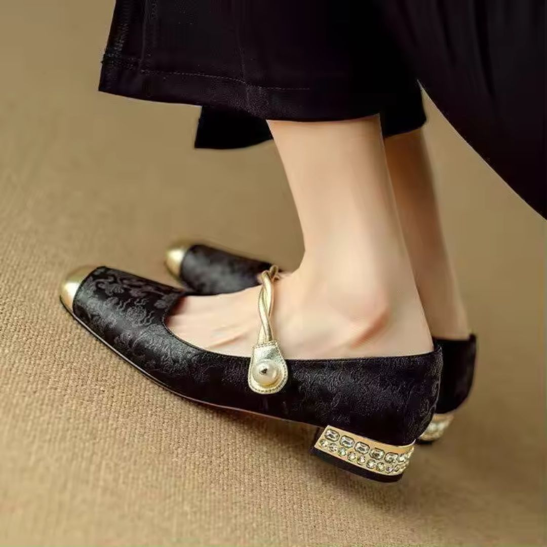AURELIA | ELEGANT GOLD STATEMENT HEELS FOR WOMEN