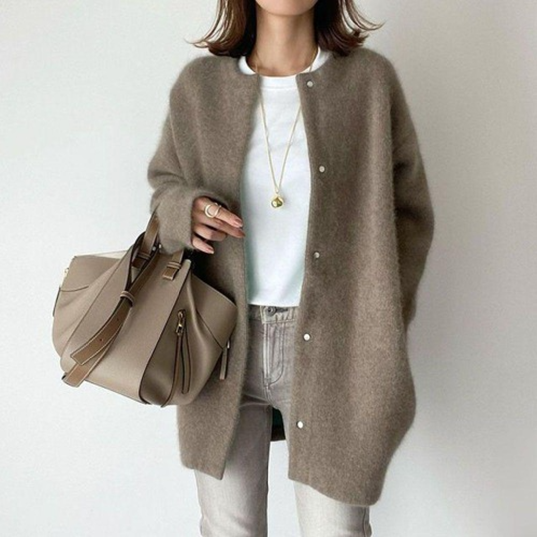 Ava | Women’s Elegant Relaxed-Fit Winter Cardigan