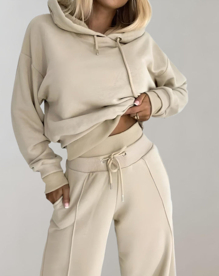 Elise | Casual Women’s Two-Piece Wide-Leg Tracksuit Set