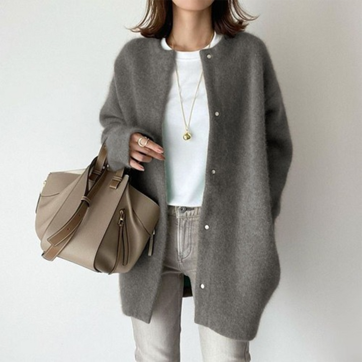 Ava | Women’s Elegant Relaxed-Fit Winter Cardigan