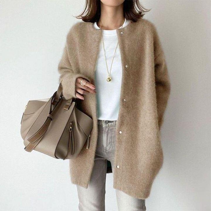Ava | Women’s Elegant Relaxed-Fit Winter Cardigan