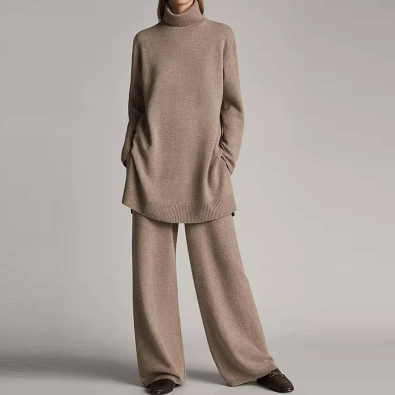 Ava | Women’s Cozy Two-Piece Lounge Set With Turtleneck Top And Flowing Wide-Leg Pants