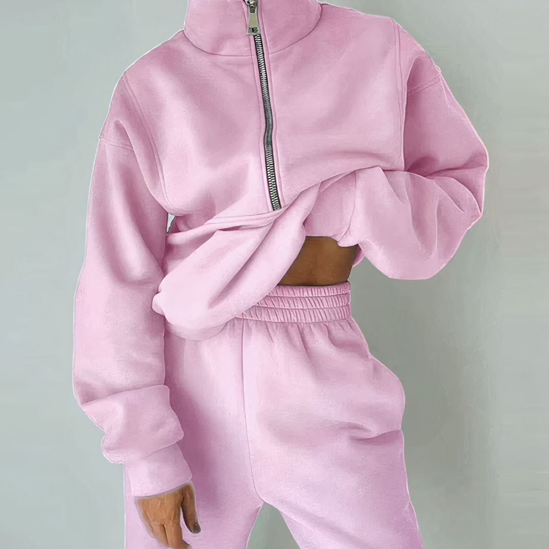 AVA | Women’s Coordinated Activewear Set With Half-Zip Top And Relaxed Jogger Pants